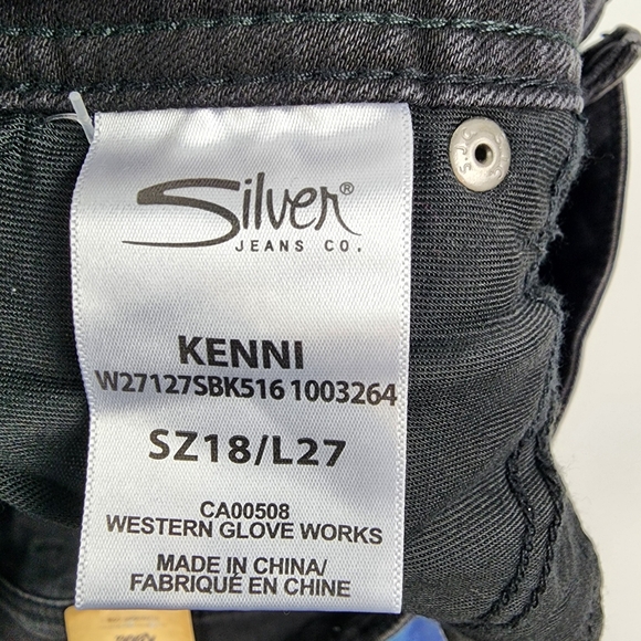Silver Jeans Women SZ18/L27 Black Kenni Girlfriend Skinny Leg Mid Rise Denim NWT - Picture 13 of 14